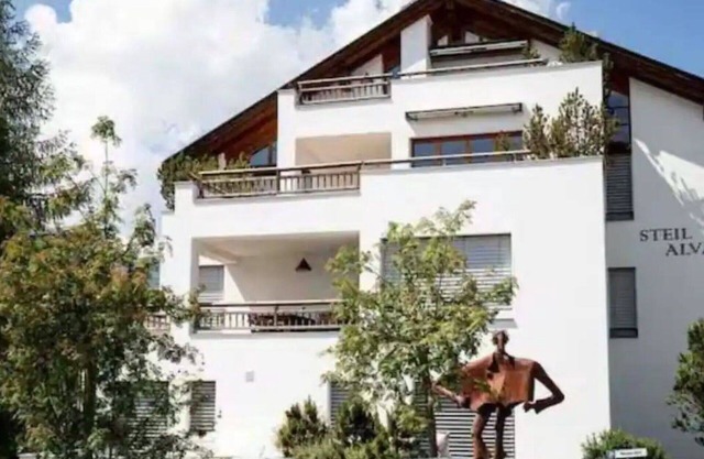 Lovely apartment for 2 guests with WIFI, TV and pets allowed