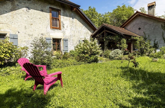 Lovely apartment for 3 people with WIFI, patio and pets allowed