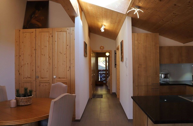 Lovely apartment for 2 people with WIFI, TV and balcony