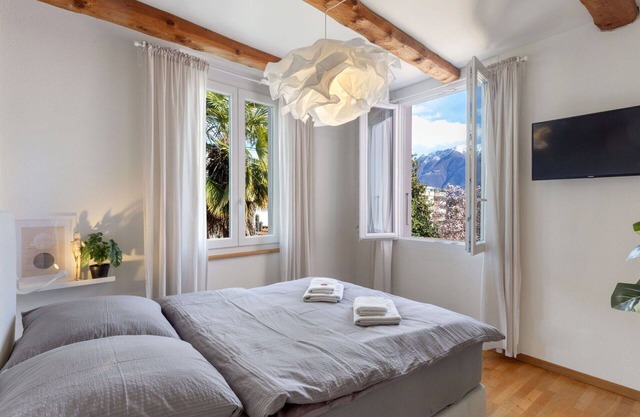 Lovely apartment for 2 people with WIFI, TV, pets allowed and panoramic view