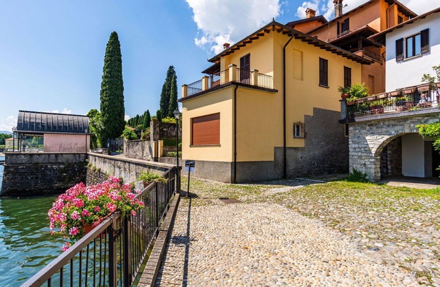 Lovely apartment for 2 guests with WIFI and TV