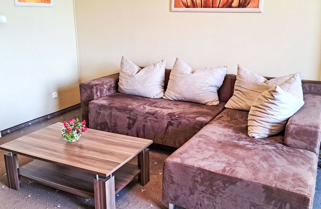 Lovely apartment for 4 people with WIFI, TV, balcony and parking