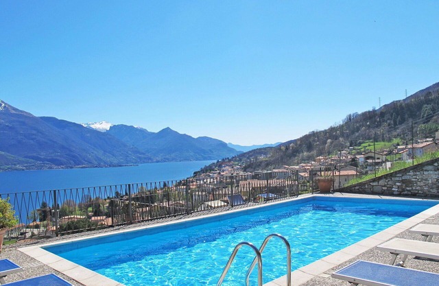 Lovely apartment for 5 guests with pool, A/C, WIFI, TV, terrace and parking