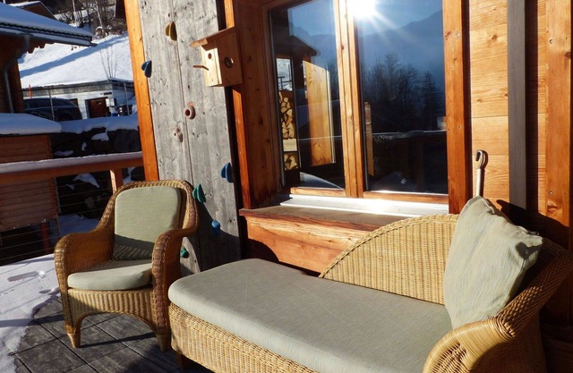 Lovely apartment for 5 guests with WIFI, TV, balcony and pets allowed