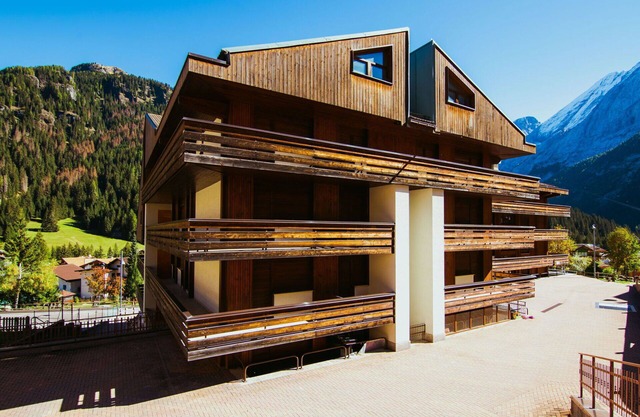 Lovely apartment for 5 people with hot tub, WIFI and TV