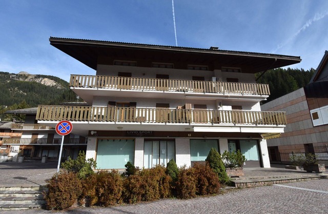 Lovely apartment for 5 guests with WIFI, TV and balcony