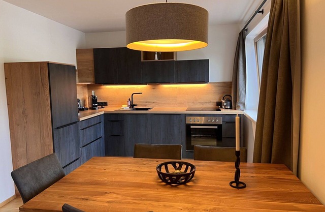 Lovely apartment for 6 people with WIFI, TV and balcony
