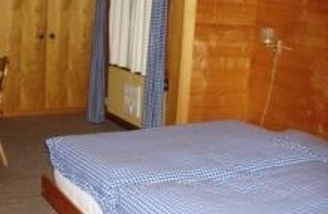 Lovely apartment for 8 people with WIFI, TV and pets allowed