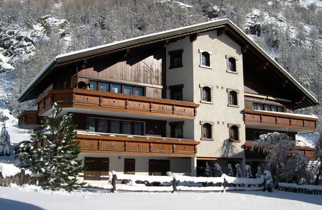 Lovely apartment for 4 people with WIFI, TV and pets allowed