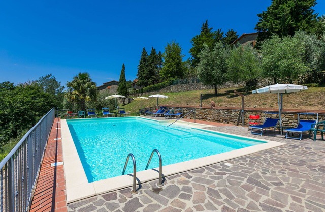 Lovely apartment for 6 guests with pool, WIFI, TV, patio, panoramic view and parking