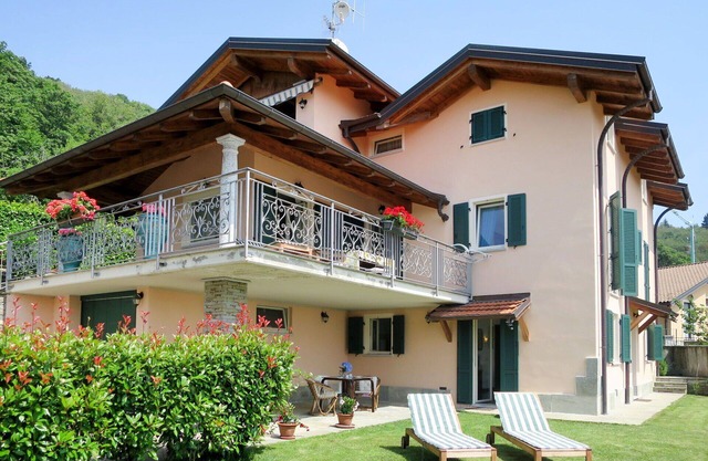 Lovely apartment for 4 people with WIFI, TV and terrace