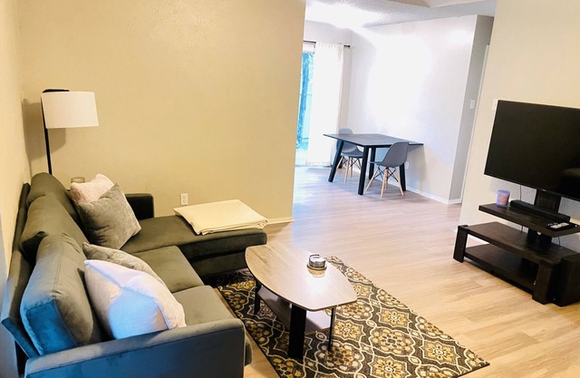 Lovely Central Austin Private Duplex!