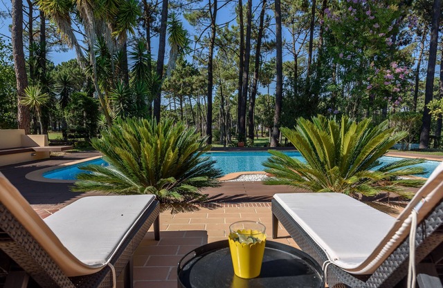 Lovely Charming Villa With Fabulous Fairway And Lake View