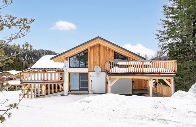 Lovely Chalet with sauna, near the ski slope