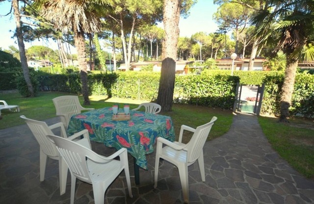 Lovely duplex for 5 guests in peaceful Lignano Riviera