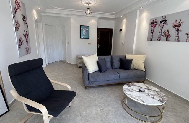 Lovely ground floor apartment next to communal pool.10 minutes walk to the beach