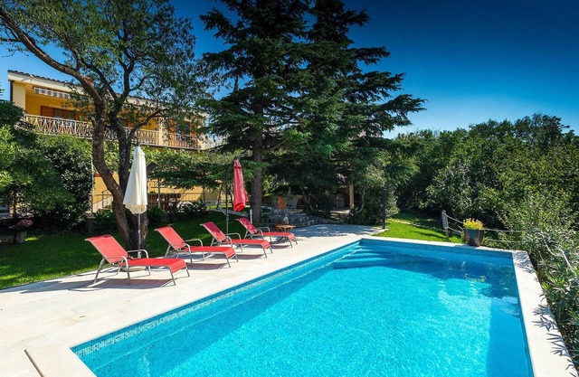 Lovely home in Jadranovo