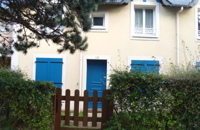 Lovely house close to the beach and all amenities.