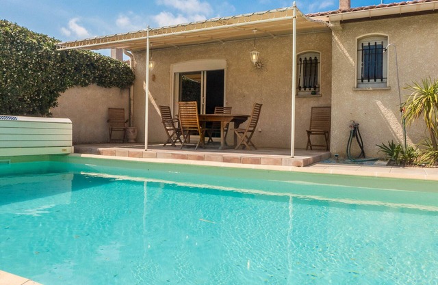 Lovely house near the historical center of Narbonne and main shops, private pool