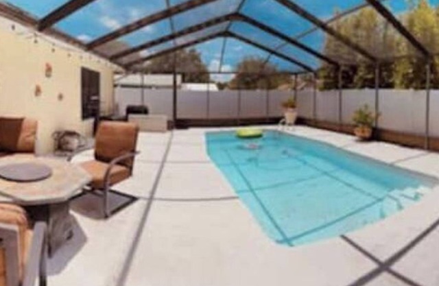 Lovely house with pool.