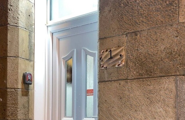 Lovely one bedroom service apartment