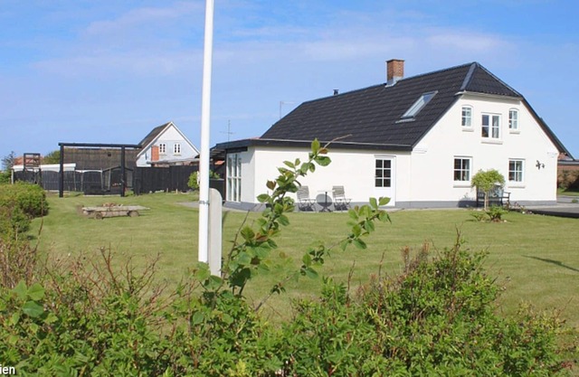 Lovingly furnished house with a view of the Limfjord