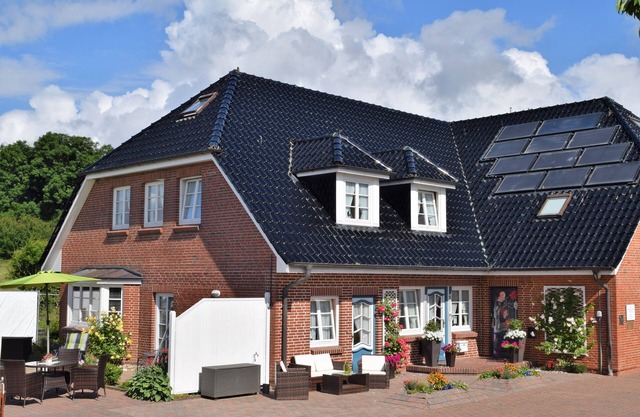 Lovingly, maritime furnished apartment surrounded by fields and meadows