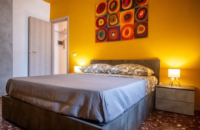Lt Panella Yellow Pop lovely apartment