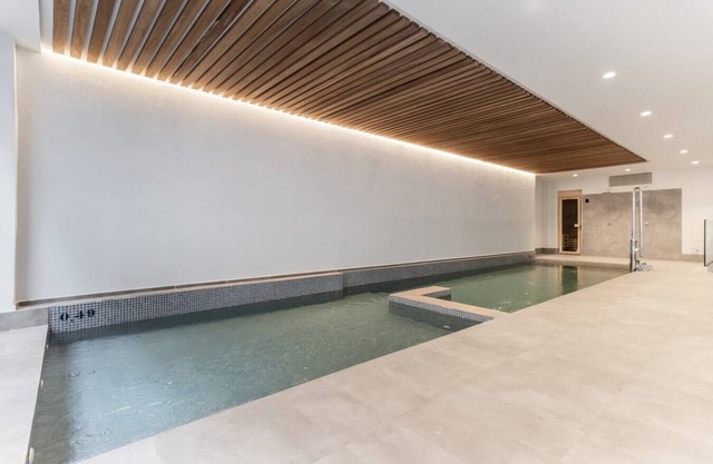 Lusciano - 2 bedrooms, pool and gym in Almagro