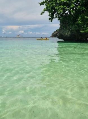 Lushfield Boracay Guest House