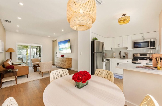 Lux Designer Apt | 2BR/2BA in Heart of Miami Beach