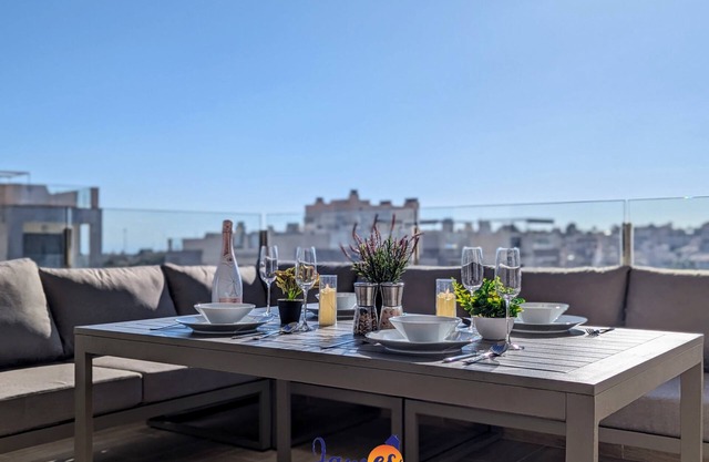 Lux Penthouse Valentino Golf III VM49