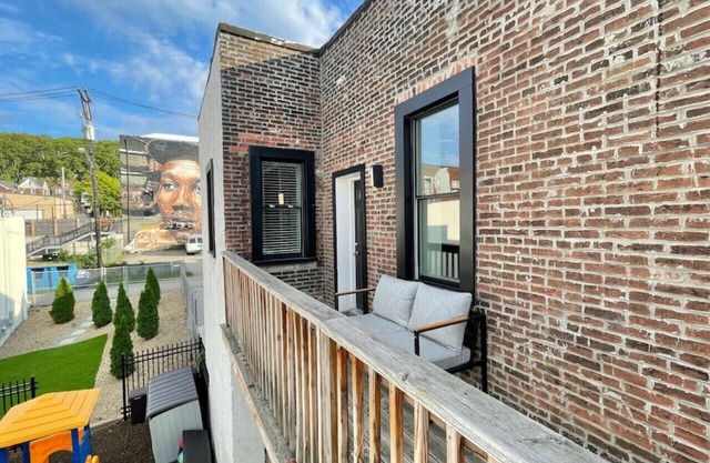 Luxe Loft at the Waterfront ❈ Modern ❈ Central