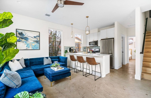 Luxe Modern Retreat in East Austin