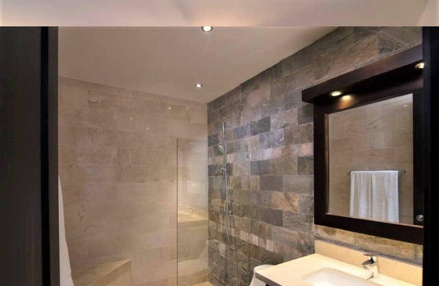 Luxurious 3 Bedroom Crown Villa with Pool