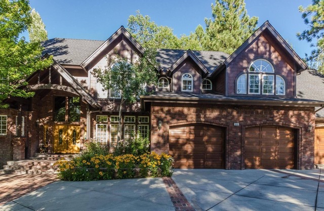 Luxurious 4,000 Sq Ft Estate. Ideal for Vacations
