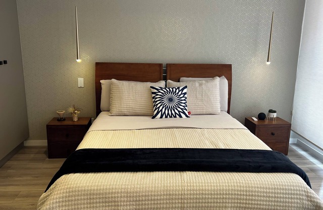 Luxurious and comfortable suite close to La Carolina Park