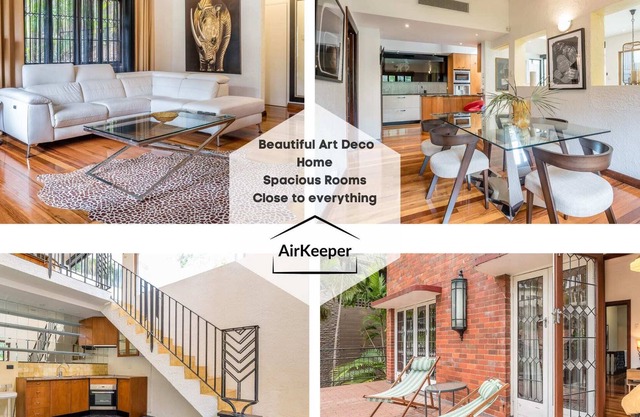 Luxurious Art Deco House in Upscale Hamilton
