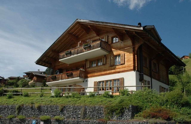Luxurious Chalet in Habkern with Private Garden
