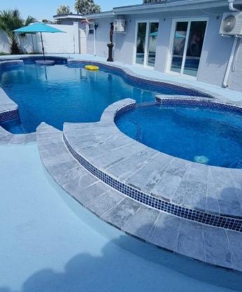Luxurious House With Bautiful Pool HEATER INCLUID