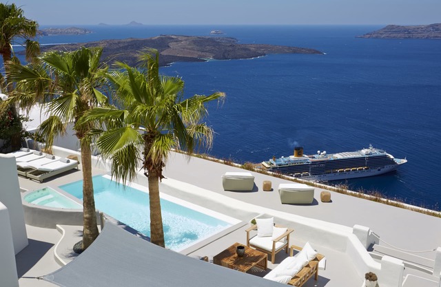Luxurious private villa with 3 bedrooms, private pool and amazing views