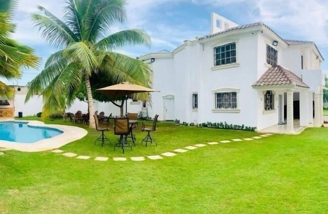 Luxurious villa with private pool in las americas