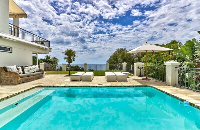 Luxurious Villa w Stunning Sea Views Noni Villa