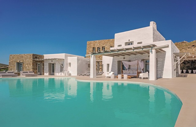 Luxurious Villa With Stunning sea View in Mykonos