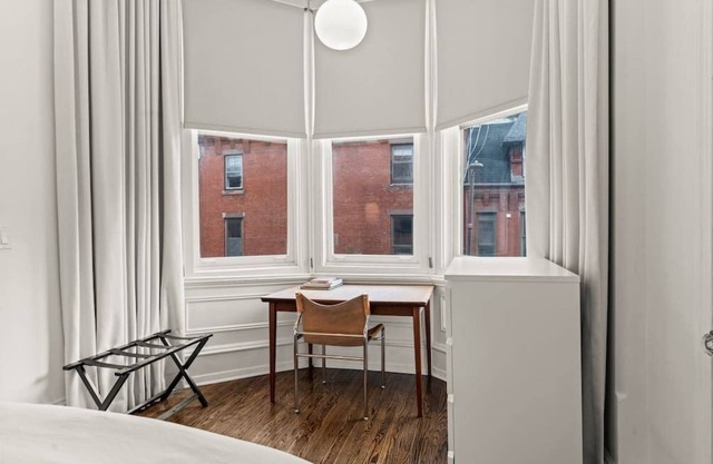 Luxury 1BD Rittenhouse Sq. - Hosted By Stay Rafa