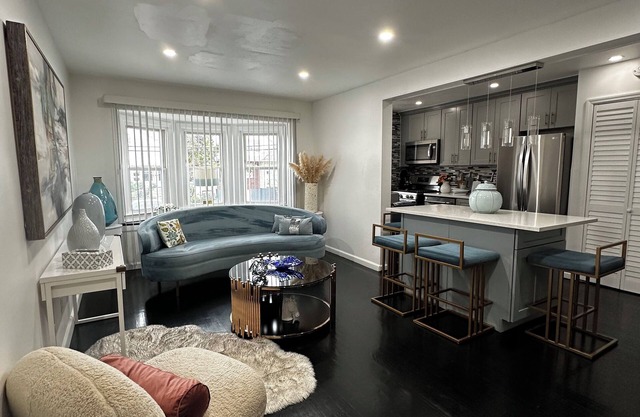 Luxury 2BR: Prime Location, Clean Smart Home, NYC Access, Free Parking