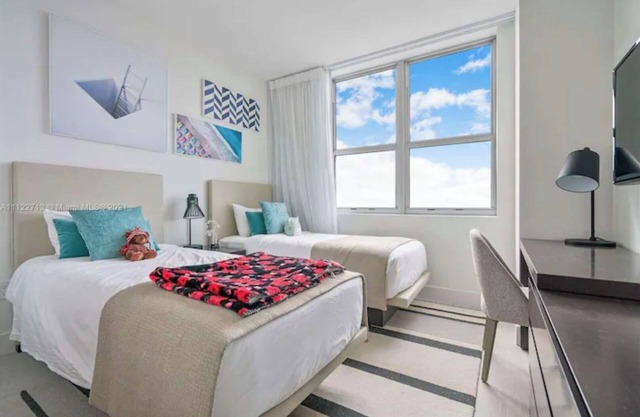 Luxury 34th fl Apt in Resort w/Intracoastal views
