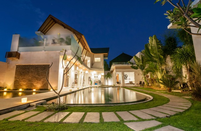 Luxury 4 bedroom Pool Villa in Seminyak