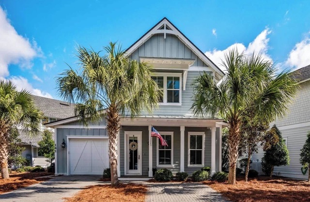 Luxury 4BR Home! Walk to Beach & Bike to Pool! ~ The Wander Inn at WaterSound