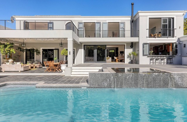 Luxury 5-Bedroom Villa in Upper Constantia